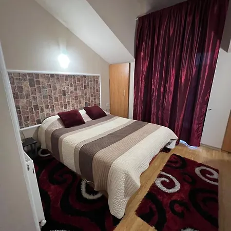 Pensiunea Uno 3*